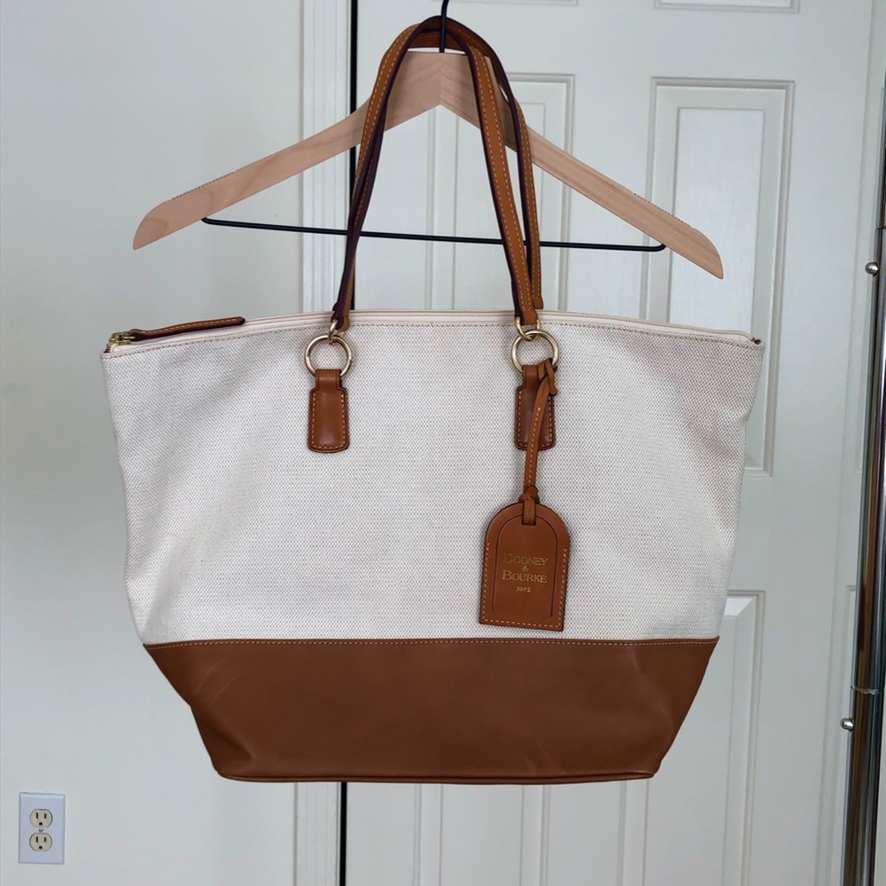 Dooney & Bourke White Linen O-ring Shopper